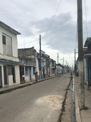 A street in La Marina, Matanzas, Cuba. Photo by Cindy García, 2018.