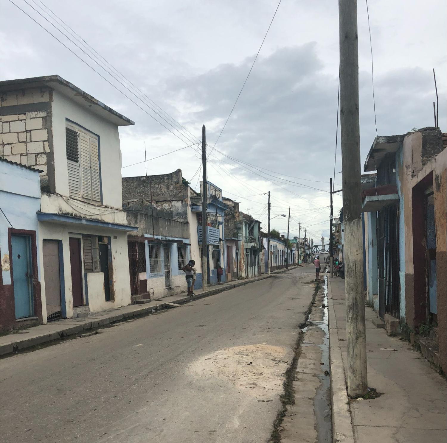 A street in La Marina, Matanzas, Cuba. Photo by Cindy García, 2018.